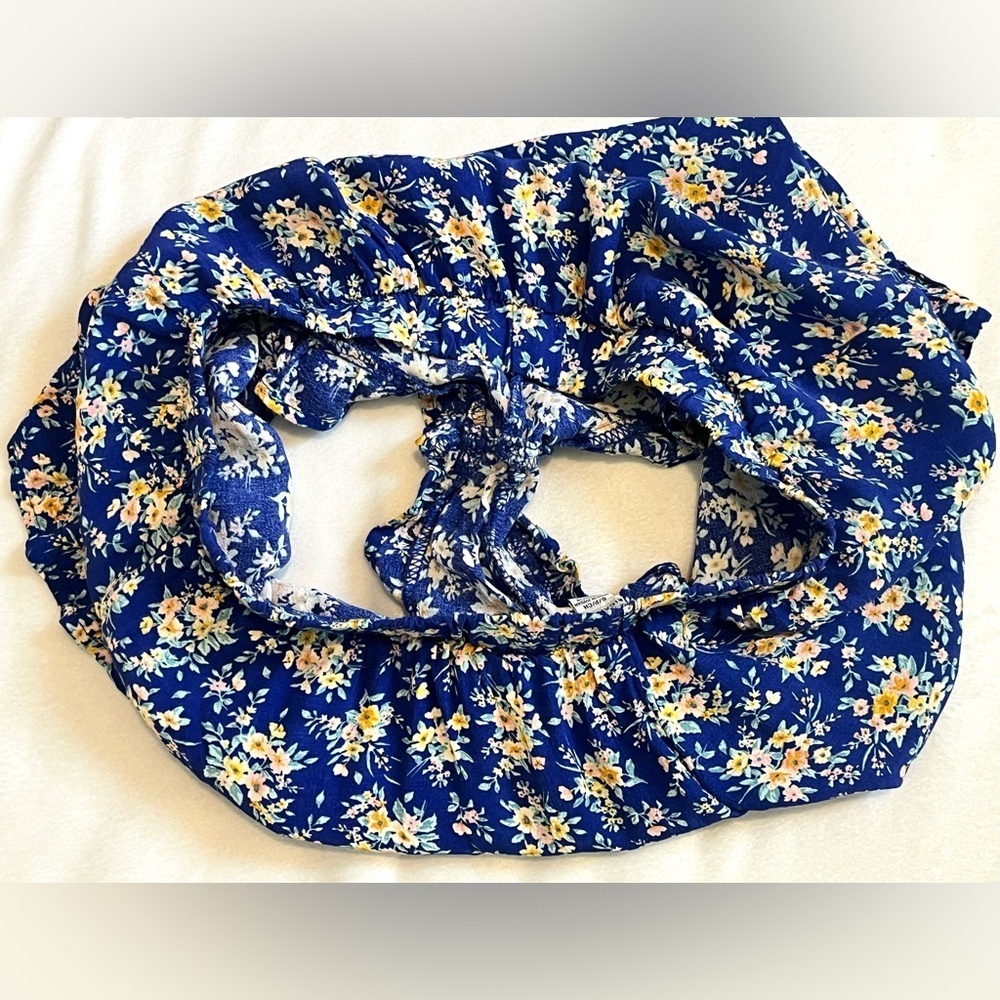 American Eagle Outfitters Blue Floral Elastic Waist Ruffle Shorts Size Small - Picture 15 of 16